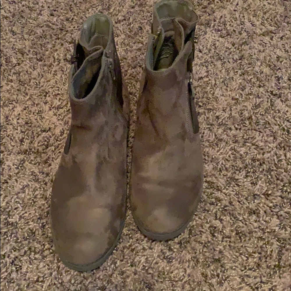 Brown ankle boots